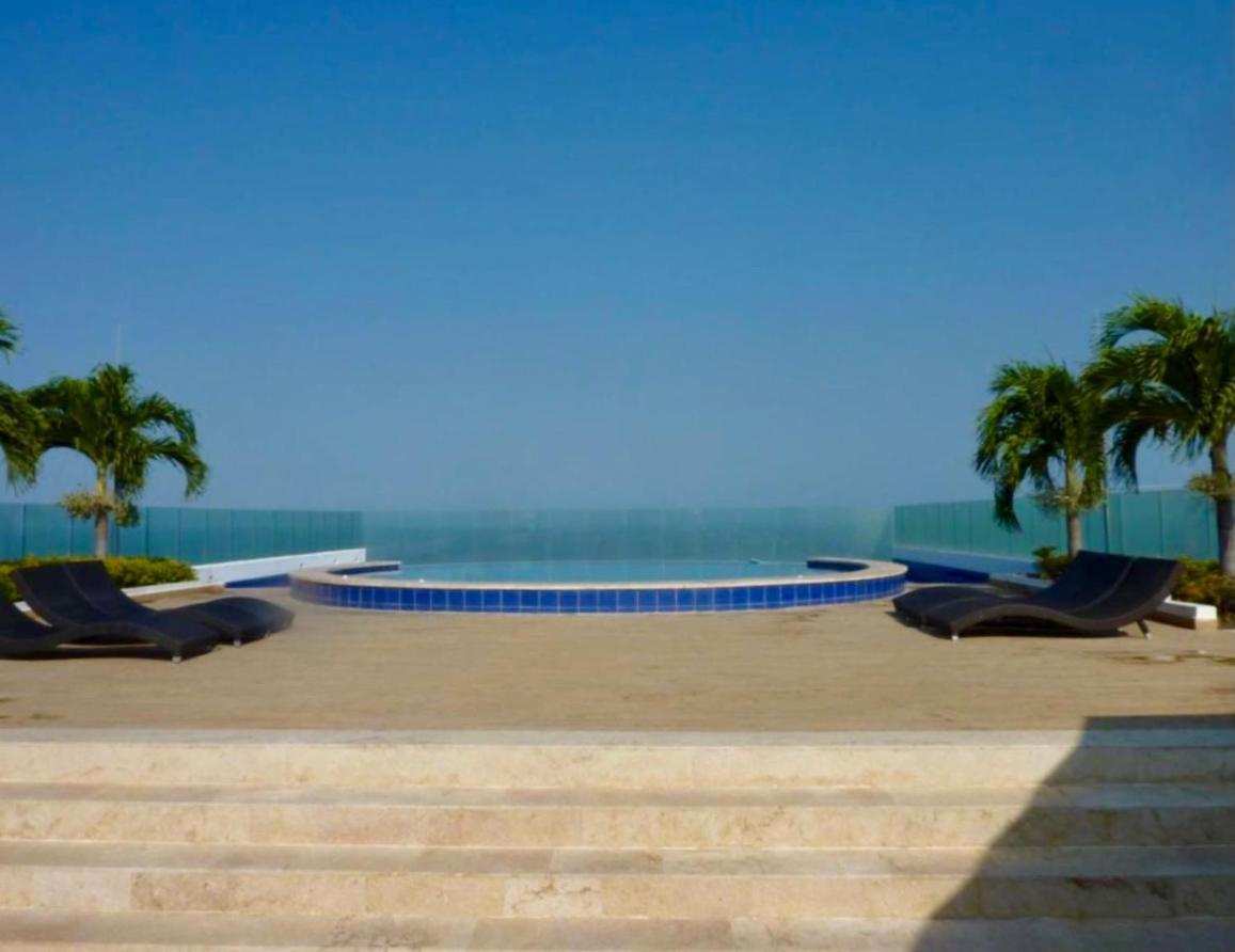 Cartagena Beach Front Apartments Екстер'єр фото